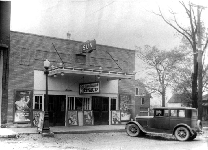 Sun Theatre - Old Photo From Vicksburg Historical Society